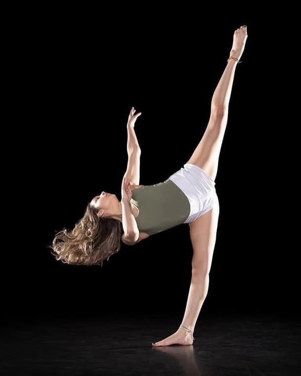 Mackenzie Salazar, Austin dancer — full-body photo